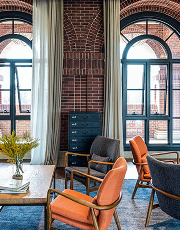 三大研發中心，引領流行趨勢